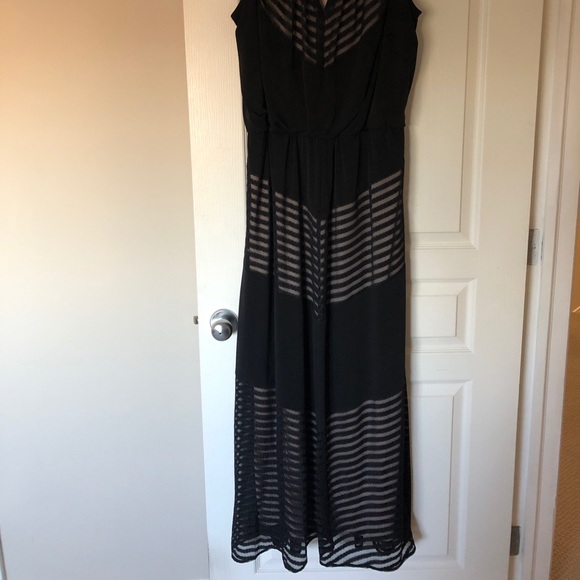 Full length, black, lined dress - Picture 2 of 4